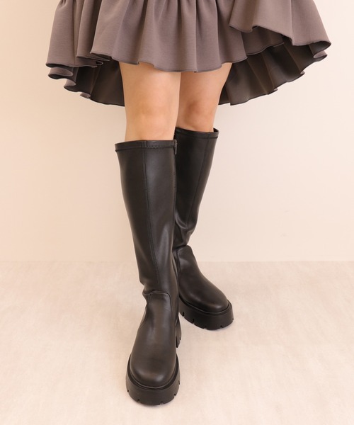 artemis by DIANA(アルテミスバイダイアナ)の「トラックソール ストレッチロングブーツ(ブーツ・レディース・ブラック・23.0cm/23.5cm/24.0cm/24.5cm/25.0cm/22.5cm)」の6枚目の写真