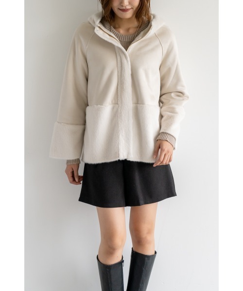 M.deux(エムドゥ)の「フェイクムートンファーコート(テーラードジャケット・レディース・キャメル/グレイッシュベージュ・MEDIUM)」の7枚目の写真