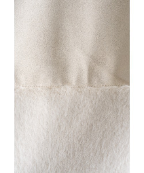 M.deux(エムドゥ)の「フェイクムートンファーコート(テーラードジャケット・レディース・キャメル/グレイッシュベージュ・MEDIUM)」の15枚目の写真