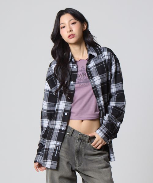 UNKNOWN PLANET（アンノウンプラネット）の「プラネット オーバーサイズ チェックシャツ ブラック（シャツ/ブラウス・レディース・その他・X-LARGE/MEDIUM/LARGE）」の3枚目の写真