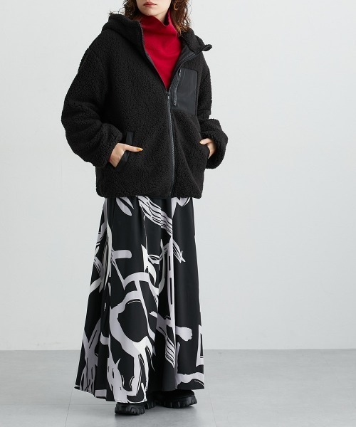 Soiunique（スワユニーク）の「中綿入りボアフードブルゾン　［Soiunique］（カバーオール・レディース・ブラック/モカ・L/M）」の16枚目の写真