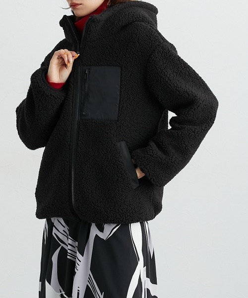 Soiunique（スワユニーク）の「中綿入りボアフードブルゾン　［Soiunique］（カバーオール・レディース・ブラック/モカ・L/M）」の21枚目の写真