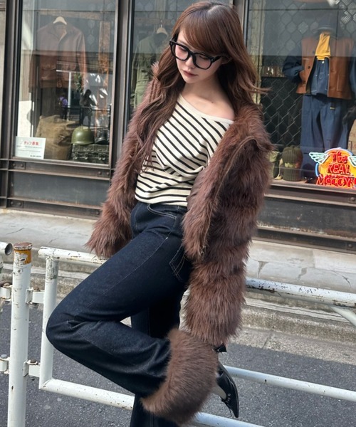 RAY CASSIN(レイカズン)の「ボーダーワンショルニット(ニット/セーター・レディース・レッド系その他2/アイボリー/ブラック系その他2/グレー系その他2・FREE)」の13枚目の写真