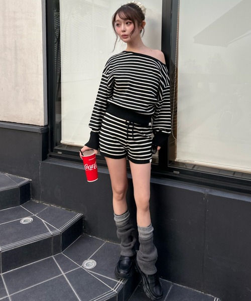 RAY CASSIN(レイカズン)の「ボーダーワンショルニット(ニット/セーター・レディース・レッド系その他2/アイボリー/ブラック系その他2/グレー系その他2・FREE)」の18枚目の写真