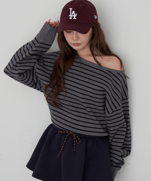 RAY CASSIN(レイカズン)の「ボーダーワンショルニット(ニット/セーター・レディース・レッド系その他2/アイボリー/ブラック系その他2/グレー系その他2・FREE)」の20枚目の写真