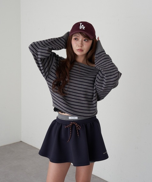 RAY CASSIN(レイカズン)の「ボーダーワンショルニット(ニット/セーター・レディース・レッド系その他2/アイボリー/ブラック系その他2/グレー系その他2・FREE)」の21枚目の写真