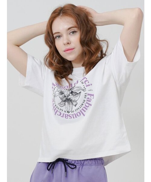 FABULOUS ARCHIVE(ファビュラスアーカイブ)の「ウィメンズ リリス リラックス クロップTシャツ ホワイトバイオレット(FCC2TS385W)(Tシャツ/カットソー・レディース・パープル・SMALL/MEDIUM)」の1枚目の写真