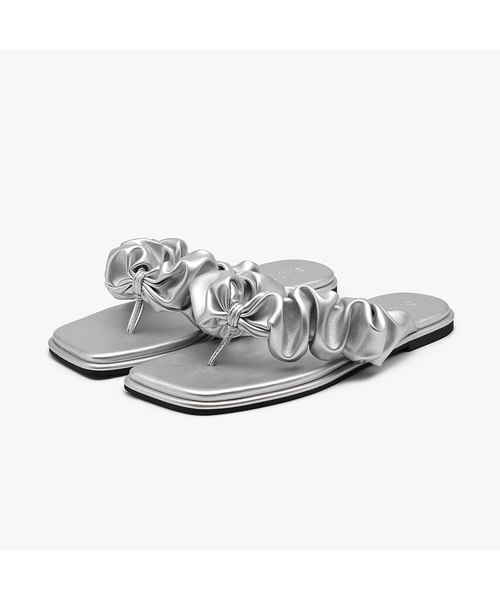 SAPPUN(サプン)の「Edbell トングサンダル スリッパ (1cm)(サンダル・レディース・シルバー/ホワイト/スカイブルー/ブラック/ブラウン/マスタード・23cm/23.5cm/24cm/24.5cm/25cm/22.5cm)」の6枚目の写真