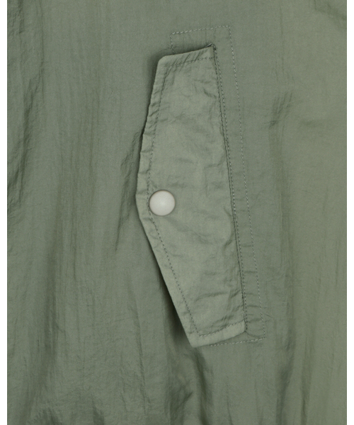 BESLOW(ビースロー)の「SHEER NYLON FLIGHT JACKET KHAKI GREY(ブルゾン・メンズ・その他・SMALL/MEDIUM/LARGE/X-LARGE)」の8枚目の写真