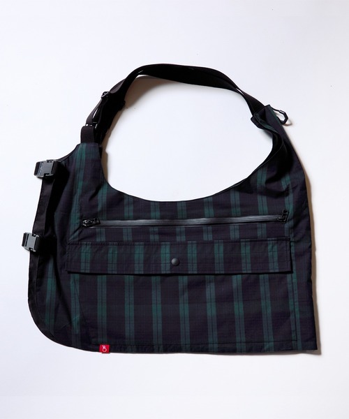VIRGOwearworks（ヴァルゴウェアワークス）の「TRANSFORM BAG VEST（ベスト・メンズ・ブラック/ブラック系その他・FREE）」の9枚目の写真