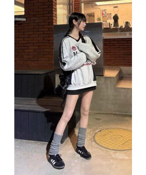 AMESWORLDWIDE（アメスワールドワイド）の「V NECK UNIFORM SWEATSHIRT GREY (AM2DFUM441A)（スウェット・レディース・その他・MEDIUM/LARGE）」の14枚目の写真