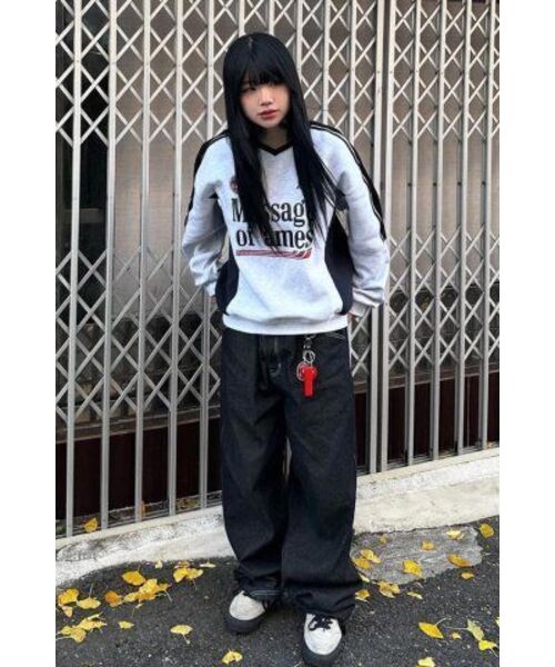 AMESWORLDWIDE（アメスワールドワイド）の「V NECK UNIFORM SWEATSHIRT GREY (AM2DFUM441A)（スウェット・レディース・その他・MEDIUM/LARGE）」の2枚目の写真