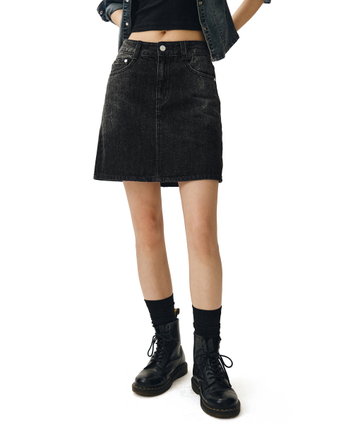 DECET WOMEN(デケット ウーマン)の「シグネチャーミニスカート DCSK001BlackA(スカート・レディース・その他・X-SMALL/SMALL/MEDIUM)」の2枚目の写真