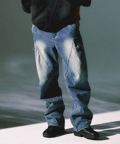 WMC(ダブリューエムシー)の「マルチダートデニム_BLUE(デニムパンツ・メンズ・ブルー・30(M)/32(L)/36(XL))」の1枚目の写真