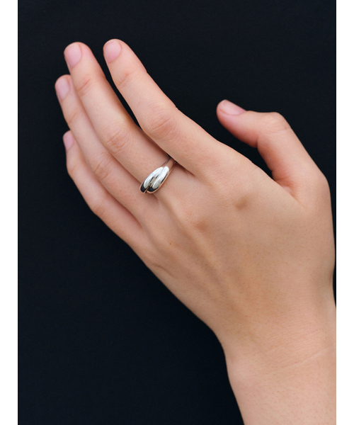 ANOTHERLAYER(アナザーレイヤー)の「Duo Ring (silver925)(リング・レディース・その他・11号/17号/15号/13号)」の2枚目の写真