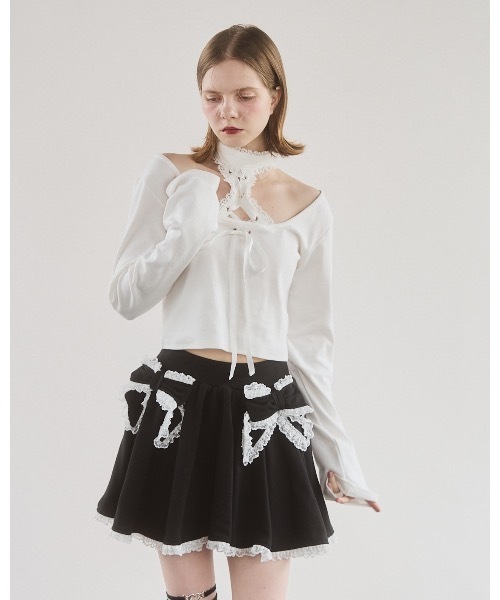 lilLilly（リルリリー）の「フロントレースアップニットトップス（Tシャツ/カットソー・レディース・ブルー/グレー/ホワイト/ブラック・FREE）」の16枚目の写真