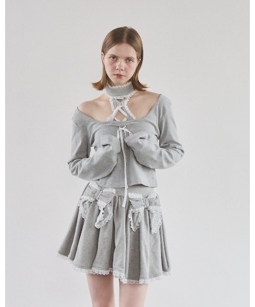 lilLilly（リルリリー）の「フロントレースアップニットトップス（Tシャツ/カットソー・レディース・ブルー/グレー/ホワイト/ブラック・FREE）」の17枚目の写真