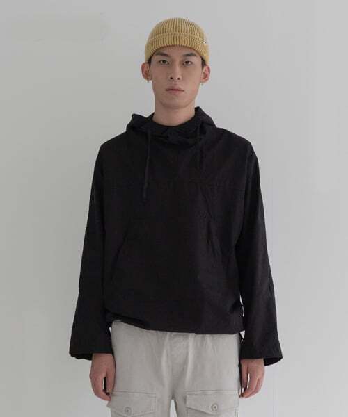 AGENT PEEK(エージェントピーク)の「STRAP HOODIE ANORAK_BLACK(ナイロンジャケット・メンズ・その他・MEDIUM)」の1枚目の写真