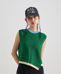 OWURA（オウラ）の「ロゴアンバランスクールニットベスト_グリーン（ニット/セーター）」