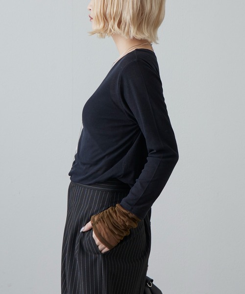 Lui's（ルイス）の「袖シャーリングデザインプルオーバー（Tシャツ/カットソー・レディース・ブラック/グレー/ホワイト・FREE）」の14枚目の写真