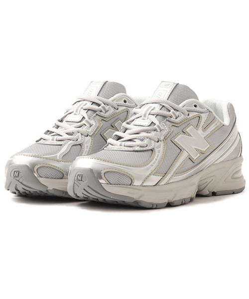 NEW BALANCE(ニューバランス)の「New Balance U7405I7 / ニューバランス U7405I7(スニーカー・レディース・シルバー・25.0cm/24.5cm/24.0cm/23.5cm/23.0cm)」の1枚目の写真