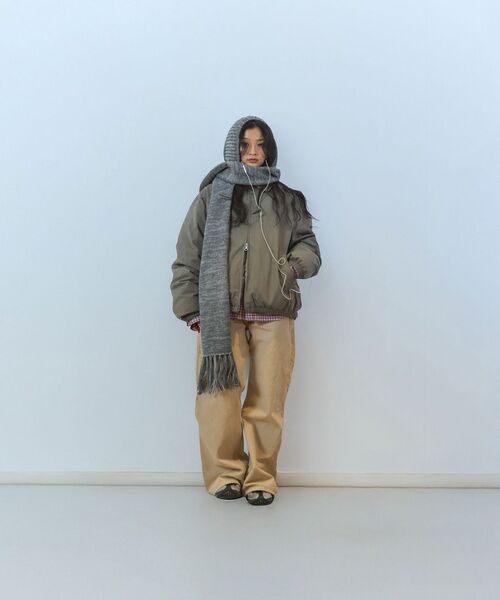 PULP/417EDIFICE(パルプフォーワンセブンエディフィス)の「Margarines / マーガリンズ HOODED SCARF(マフラー・レディース・レッド/グレー・FREE)」の1枚目の写真