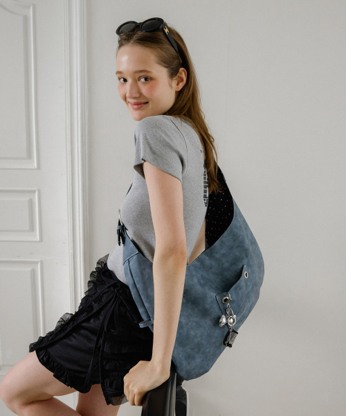 BUCKLE REVERSIBLE SHOULDER BAG_BLUE（メッセンジャーバッグ 
