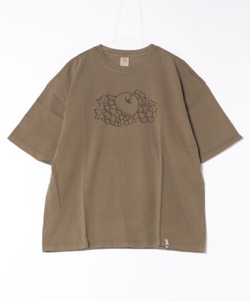 FRUIT OF THE LOOM(フルーツオブザルーム)の「【ST】【FRUIT OF THE LOOM】製品染め プリント入り BIG S/S T(Tシャツ/カットソー・レディース・ピンク/カーキ/ホワイト/レンガ・X-LARGE/MEDIUM/LARGE)」の3枚目の写真