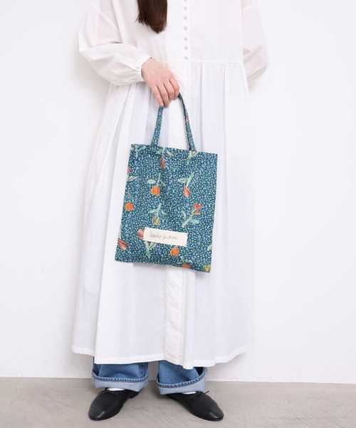 l'atelier du savon(アトリエドサボン)の「ちぎり絵のチューリッププリント トートバッグ(トートバッグ・レディース・レッド/グリーン・FREE)」の13枚目の写真