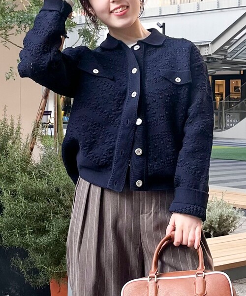 MICO COULIER（ミコクリエ）の「クロシェレース風衿付きカーディガン（カーディガン/ボレロ・レディース・ネイビー/ライトグレー・38）」の9枚目の写真