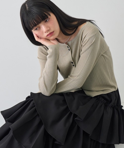 NOGLE(ノグル)の「【NOGLE/ノグル】ラメリブコンパクトカーディガン(カーディガン/ボレロ・レディース・グレイッシュベージュ/ブルー/ピンク・FREE)」の22枚目の写真