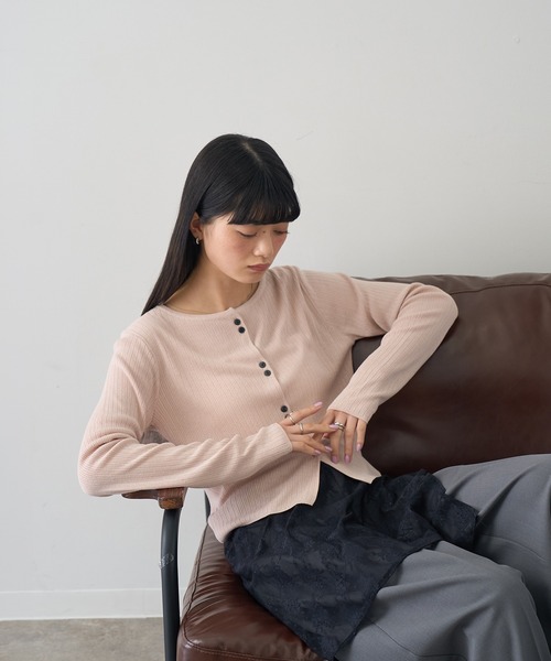 NOGLE(ノグル)の「【NOGLE/ノグル】ラメリブコンパクトカーディガン(カーディガン/ボレロ・レディース・グレイッシュベージュ/ブルー/ピンク・FREE)」の15枚目の写真