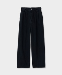 CINOH（チノ）の「2-TUCK DENIM TROUSERS BLACK（デニムパンツ）」