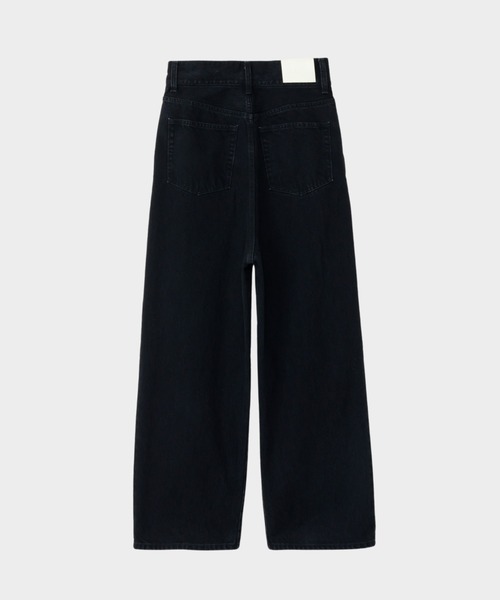 CINOH(チノ)の「2-TUCK DENIM TROUSERS BLACK(デニムパンツ・レディース・ブラック・4/3/2)」の3枚目の写真