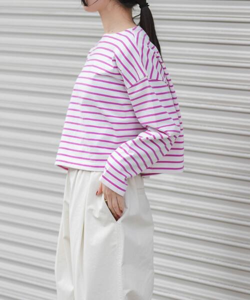 FORK&SPOON(フォークアンドスプーン)の「FORK&SPOON クロップドボートネックボーダー(Tシャツ/カットソー・レディース・ピンク系その他/ブラック系その他・1)」の13枚目の写真