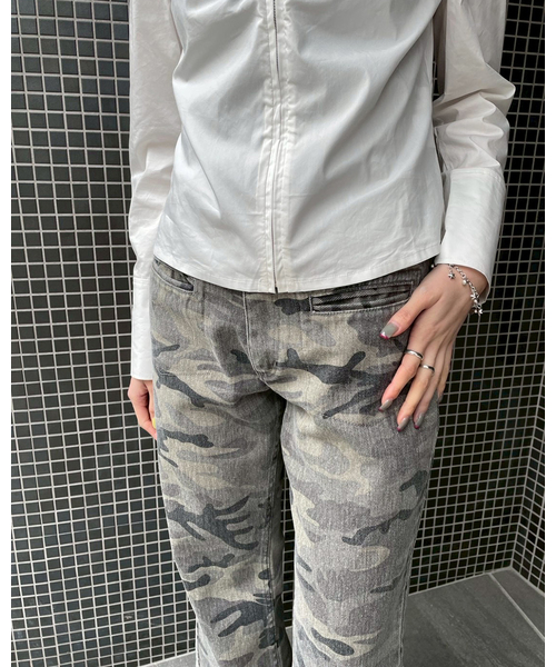 Oriens JOURNAL STANDARD（オリエンス ジャーナルスタンダード）の「フレアデニムパンツ（デニムパンツ・レディース・グレー/ネイビー・36/38）」の14枚目の写真