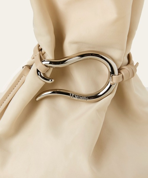 LE VERNIS(ル・ベルニ)の「LE VERNIS(ル・ベルニ)Poire bucket bag M(ショルダーバッグ・レディース・ブラック/グレー/ホワイト・FREE)」の11枚目の写真