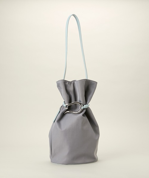 LE VERNIS(ル・ベルニ)の「LE VERNIS(ル・ベルニ)Poire bucket bag M(ショルダーバッグ・レディース・ブラック/グレー/ホワイト・FREE)」の16枚目の写真