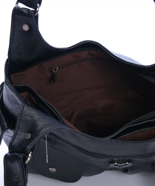 clear（クリア）の「ヴィンテージライクハートモチーフ合皮バッグ［Y2K カジュアル 着回し力抜群］≪新作≫（ハンドバッグ・レディース・レッド/ブラック/ブラウン・F）」の13枚目の写真