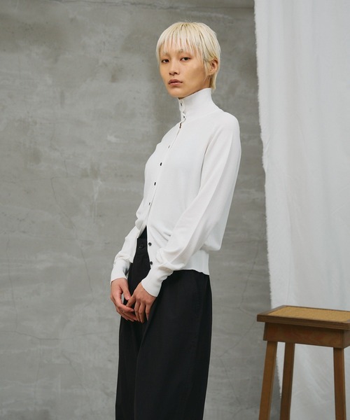 paradigm（パラダイム）の「【paradigm】コットンモダール襟付ハイネックカーデ（カーディガン/ボレロ・レディース・ホワイト/ライトグレー/ブラック/チャコールグレー・SMALL/MEDIUM）」の7枚目の写真