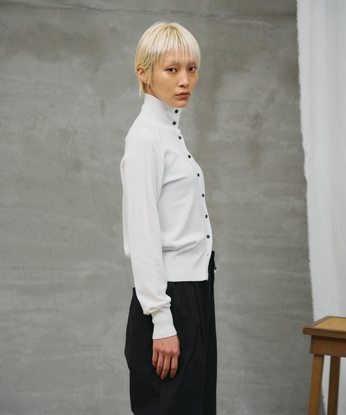 paradigm（パラダイム）の「【paradigm】コットンモダール襟付ハイネックカーデ（カーディガン/ボレロ・レディース・ホワイト/ライトグレー/ブラック/チャコールグレー・SMALL/MEDIUM）」の8枚目の写真
