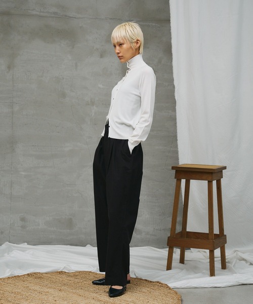 paradigm（パラダイム）の「【paradigm】コットンモダール襟付ハイネックカーデ（カーディガン/ボレロ・レディース・ホワイト/ライトグレー/ブラック/チャコールグレー・SMALL/MEDIUM）」の11枚目の写真