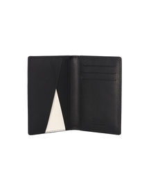 ZEMA（ジェマ）の「Cachette Compact S - ミッドナイトブラック (カシュエット コンパクト S)（札入れ/マネークリップ）」