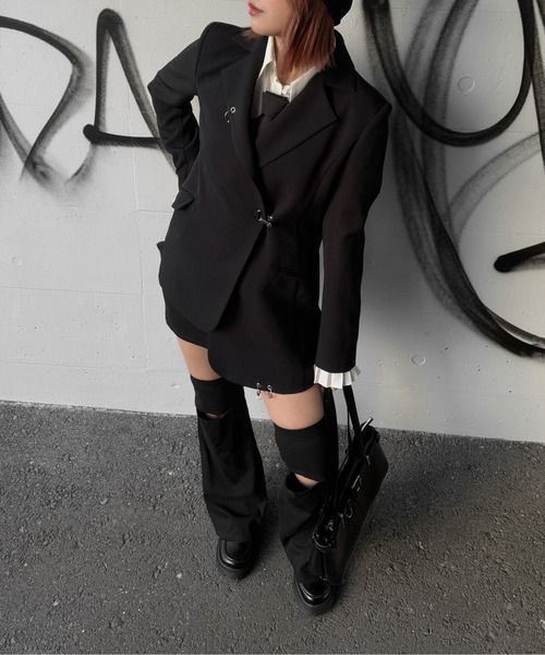 jiasecond.（ジアセカンド）の「【jiasecond.】アシンメトリーフックオーバージャケット / ジャケット アウター モード アシメ 変形 ピアス オーバー（テーラードジャケット・レディース・ブラック・FREE）」の14枚目の写真