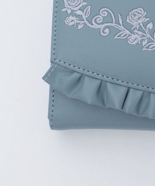 axes femme（アクシーズファム）の「ローズ刺繍フリル長財布（その他雑貨・レディース・ブラック/ピンク/ブルー・FREE）」の13枚目の写真