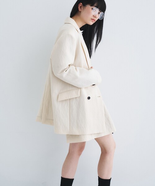 CODE A（コードエー）の「arc tailored jacket（テーラードジャケット・レディース・ブラック/ライトベージュ・00）」の11枚目の写真