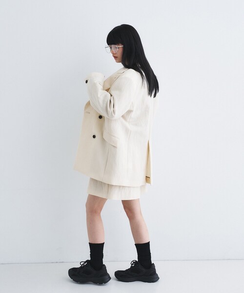 CODE A（コードエー）の「arc tailored jacket（テーラードジャケット・レディース・ブラック/ライトベージュ・00）」の13枚目の写真