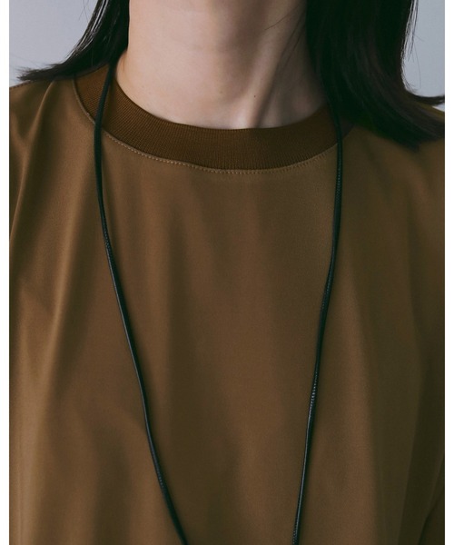 anuke（アンヌーク）の「Over Long T-Shirts（Tシャツ/カットソー・レディース・ブラック/キャメル・FREE）」の6枚目の写真