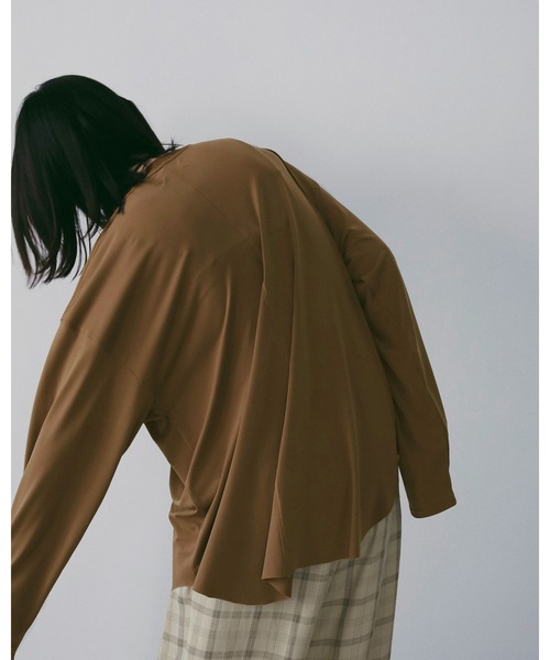 anuke（アンヌーク）の「Over Long T-Shirts（Tシャツ/カットソー・レディース・ブラック/キャメル・FREE）」の7枚目の写真