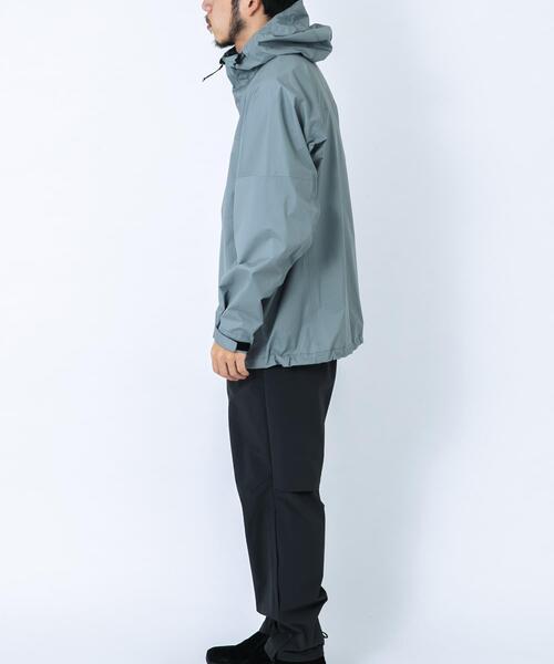 EKAL（エカル）の「HIKE SHELL JACKET（ナイロンジャケット・メンズ・ライトベージュ/ライトグレー・LARGE/MEDIUM/X-LARGE）」の16枚目の写真
